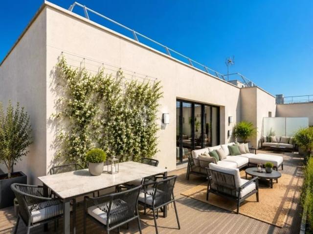 Penthouse en duplex plein ciel – Terrasse plain pied 50 m² Neuilly sur Seine
