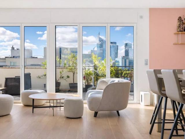 Penthouse en duplex plein ciel – Terrasse plain pied 50 m². 108m² Neuilly sur Seine