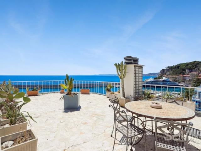 Penthouse en Front de Mer 150 m² de terrasse