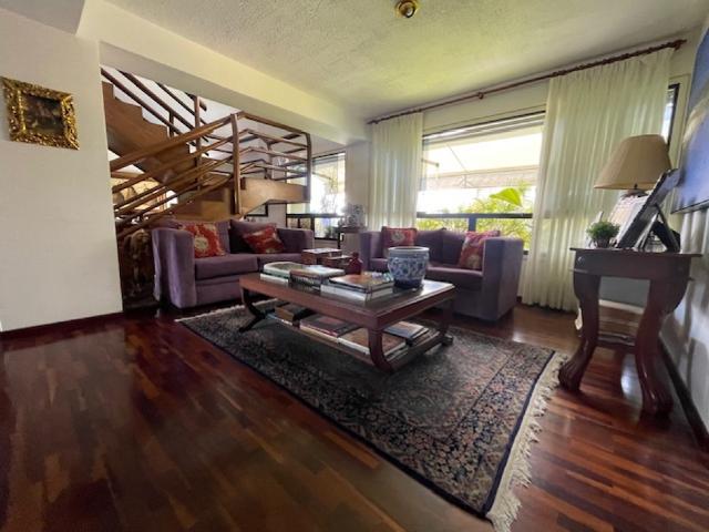Pent House en Colinas de Valle Arriba