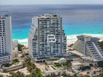 Penthouse En Venta Con Vistas al Mar en Emerald Tower Cancun