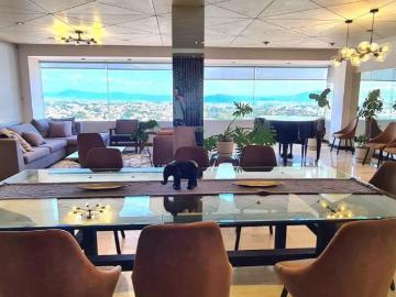 PENTHOUSE EN VENTA A 3 CUADRAS DEL COUNTRY