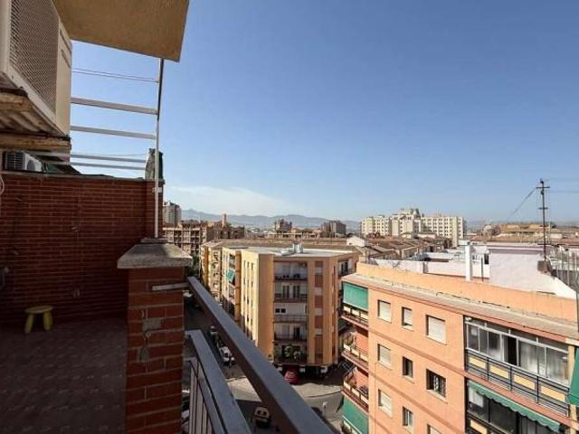 Penthouse en venta Granada