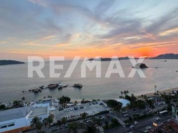 Penthouse en venta en vista condesa Acapulco, con vista al mar alberca y ubicacion muy cerca de l