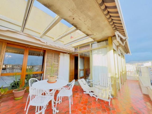 Penthouse en venta Elda