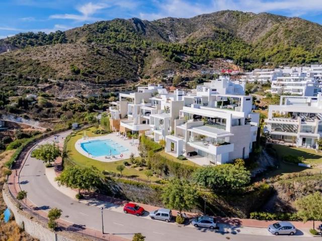 Penthouse en venta Ojén