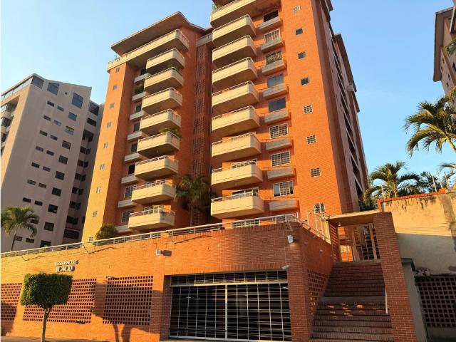 Penthouse en Venta Ubicado en Guatire Frutas Condominiums