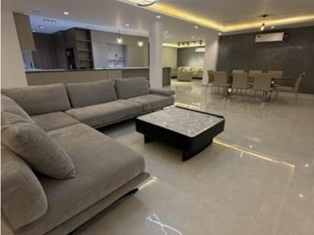 Penthouse en venta, Urb. Las Mercedes, Av. Jalisco, amoblado