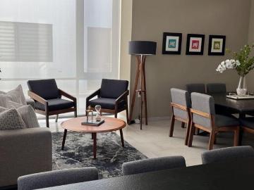 Penthouse en Zona Tangamanga 3 niveles 5.8 Millones