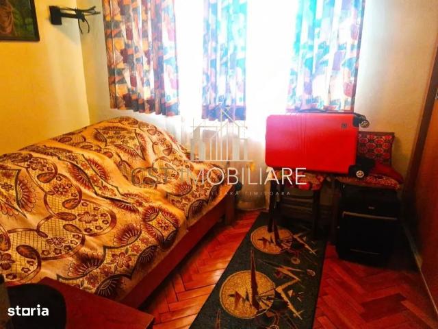 Penthouse elegant cu 4 camere in zona Domasneanu