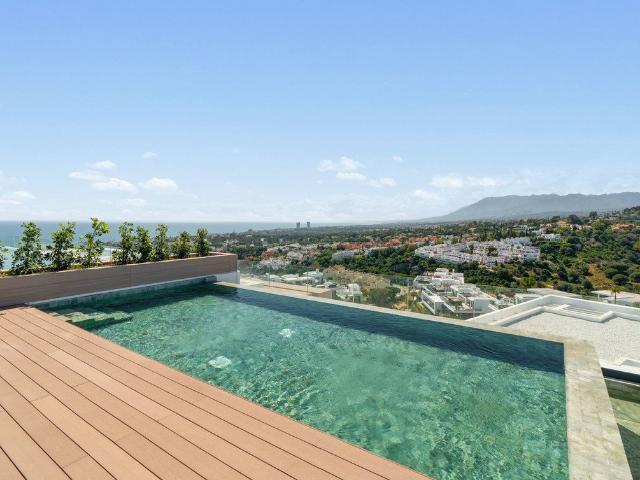 Penthouse excepcional en el desarrollo Sunset en Cabopino, u. 156m² Marbella