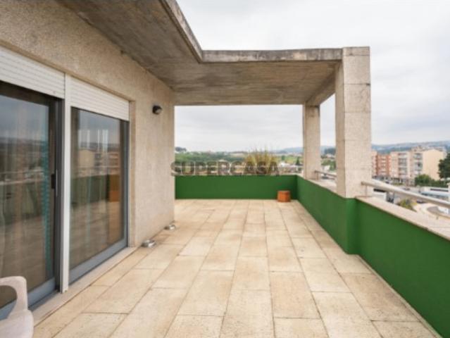 Penthouse Exclusiva T5 Luxo, Conforto e Espaço em Pleno Coração da Cidade