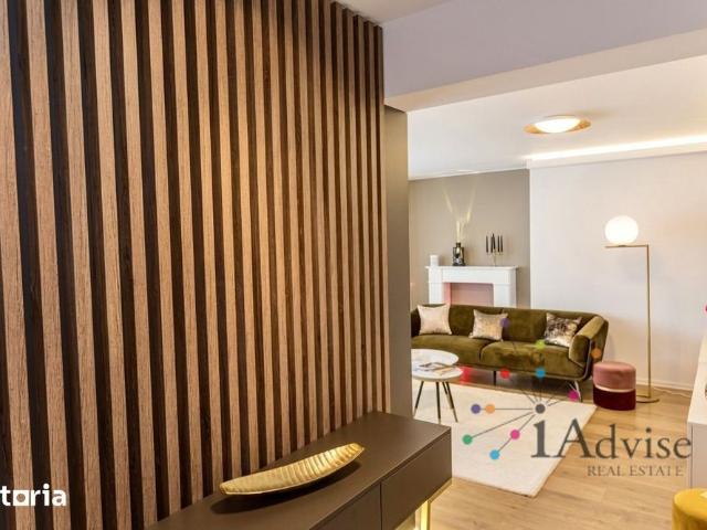 Penthouse Exclusivist cu Terasă Panoramică și Jacuzzi – Coresi Brașov