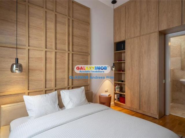 Penthouse Exclusivist Utracentral