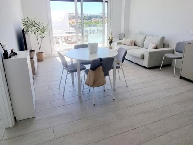 Penthouse for rent in Centro, Estepona, Málaga