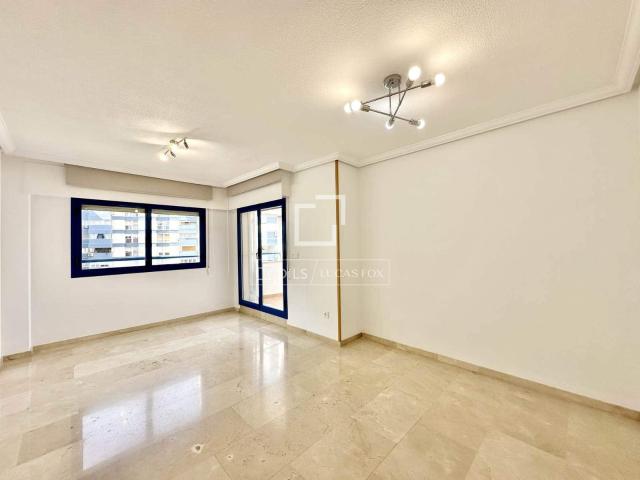 Penthouse for rent in Alicante / Alacant city, Alicante