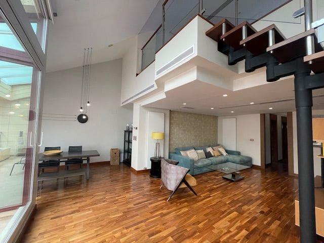 Penthouse for rent in Barrio del Centro, Alicante / Alacant city, Alicante