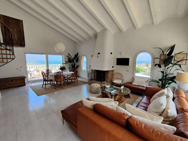 Penthouse for rent in Dénia, Alicante