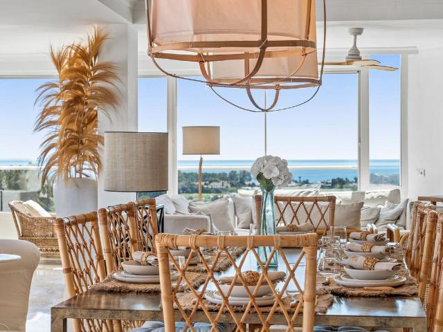 Penthouse For Rent in Marbella, Marbella