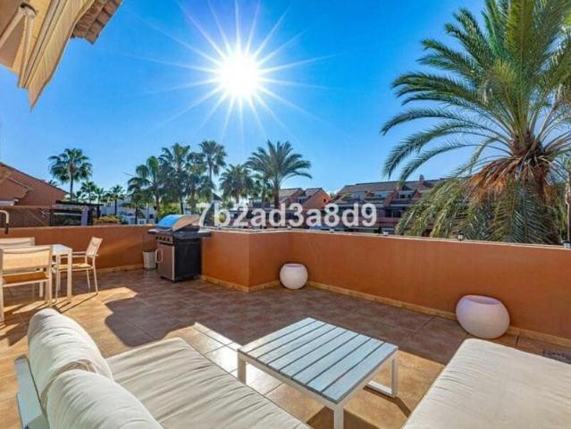 Penthouse for rent in Puerto Banus, Marbella, Málaga