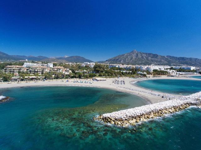 Penthouse for rent in Puerto Banus, Marbella, Málaga