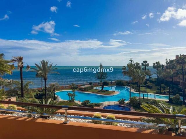 Penthouse for rent in Puerto Banus, Marbella, Málaga