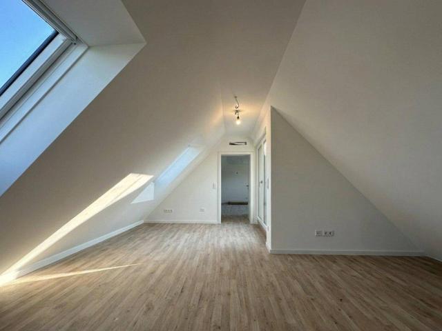 Penthouse Feeling: Maisonette mit sonniger Dachterrasse