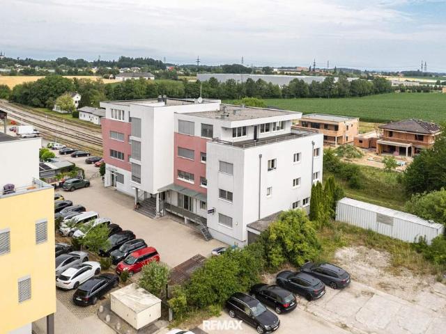 Penthouse Feeling mit traumhafter Dachterrasse im Herzen von Sattledt