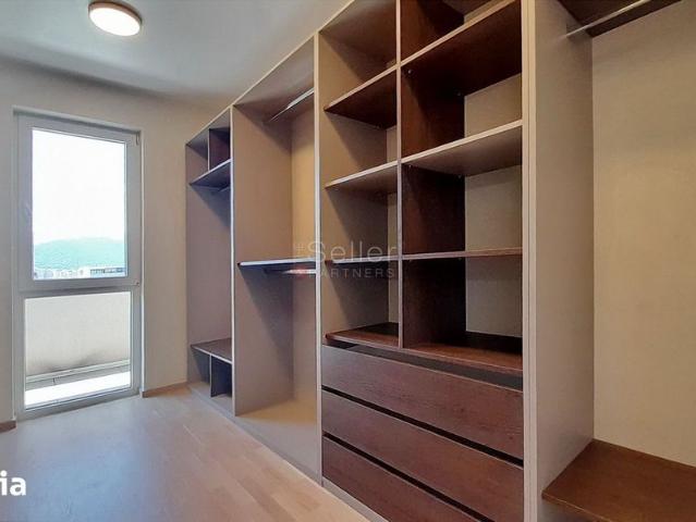 Penthouse Finisat Modern Zona Coresi Mall