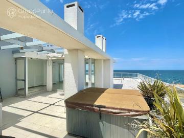 Penthouse frente al mar Playa mansa punta del este