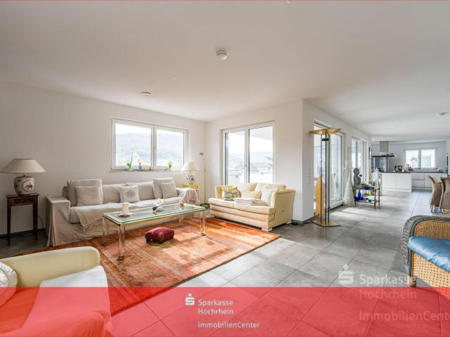 Penthouse im Topzustand inkl. zwei TG Plätze, EBK und toller Dachterrasse Video im Webexposé!