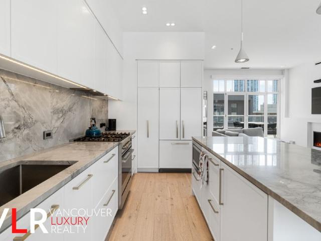 Penthouse in Downtown Vancouver, BC