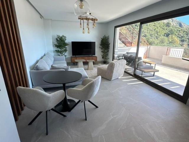 Penthouse in Istán