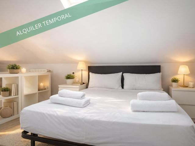 Penthouse in Madrid – Ideal for Couples, Madrid Amsterdam Apartments for Rent