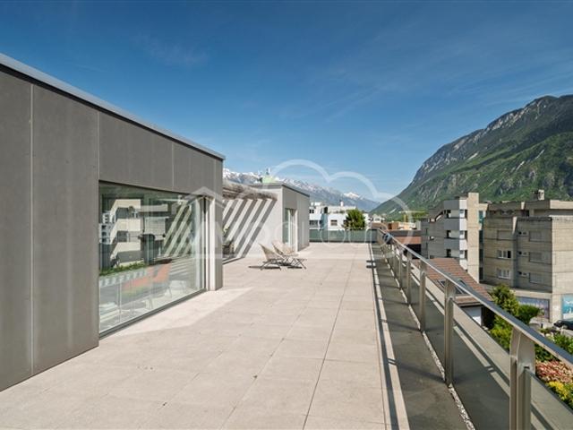Penthouse in neuem Zustand. Totale Privatsphäre