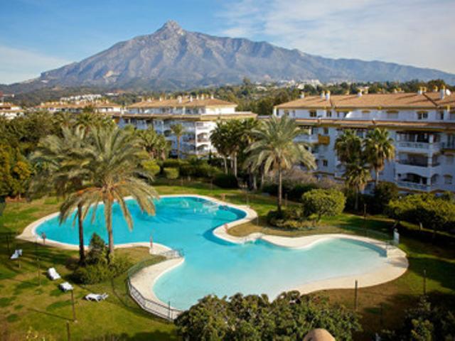 Penthouse in Nueva Andalucía