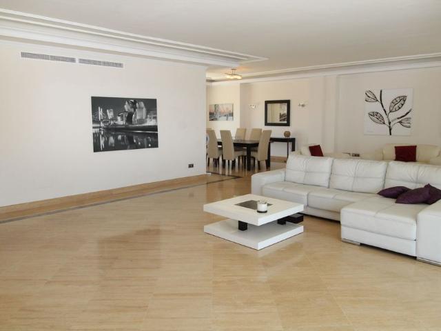 Penthouse in Puerto Banús