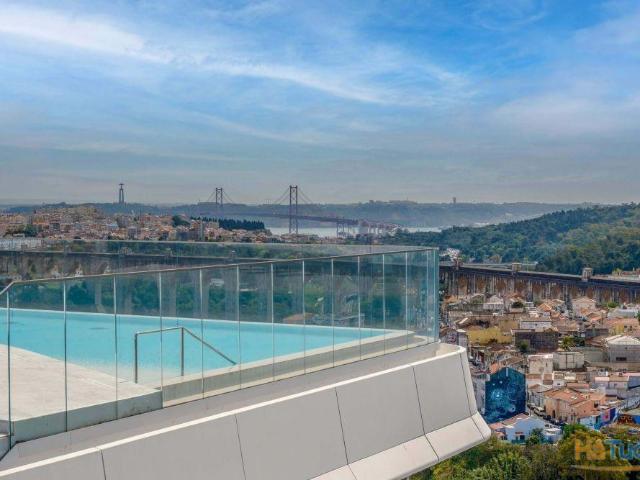 Penthouse Infinity Tower | 26054078372