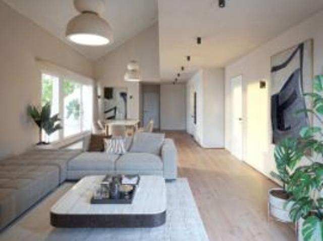 Penthouse Lot 3.2 R+2