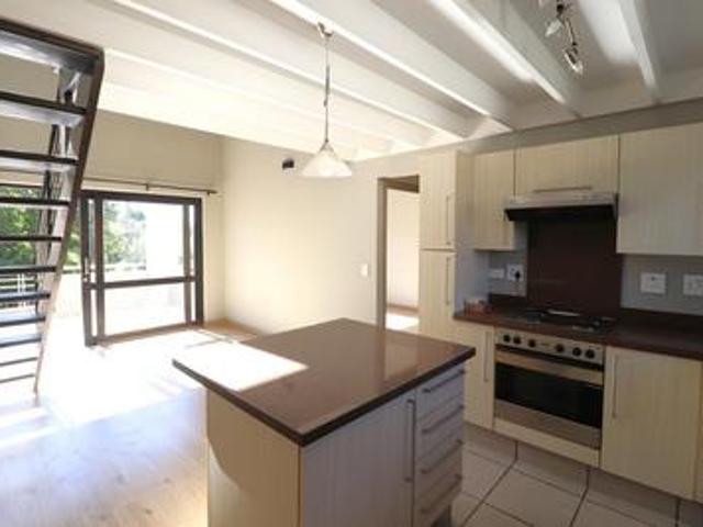 penthouse living in the heart of lonehill