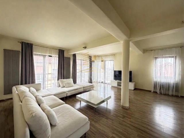 Penthouse |LUX| pe 3 nivele 210 mp garaj+ 3 locuri de parcare incluse in preț