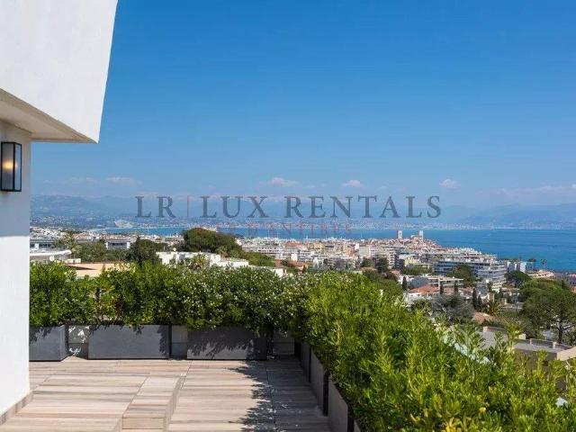 Penthouse luxueux avec vue mer panoramique 142m² Antibes