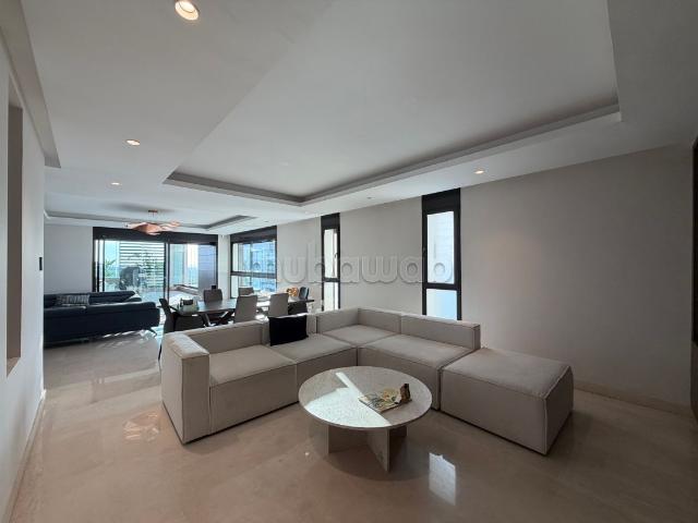 Penthouse luxueux sans vis à vendre sur Ain Diab