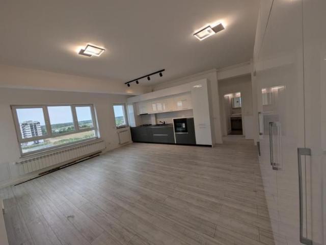 Penthouse mobilat Arena Residence Mall