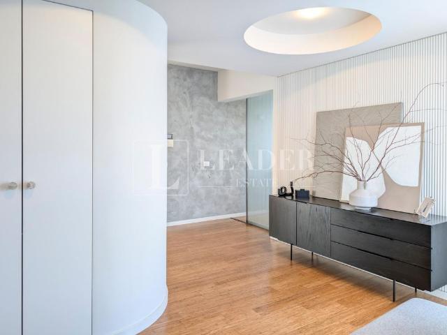 Penthouse modern cu 3 camere de inchiriat in pipera