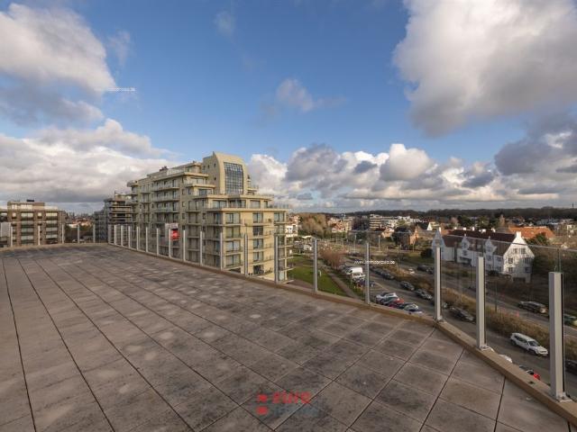Penthouse met ongezien terras en fenomenale zichten!