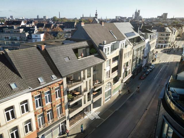 Penthouse met drie slaapkamers op de vierde verdieping in Gent