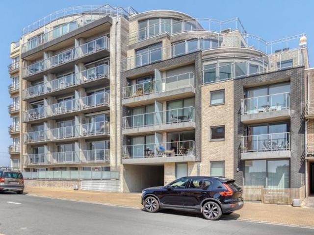 Penthouse met panoramisch uitzicht in Raversijde Oostende