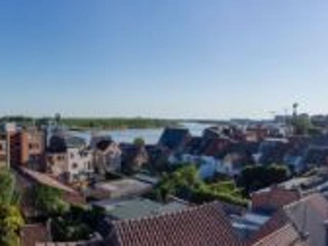 Penthouse met 2 slaapkamers en Scheldezicht!