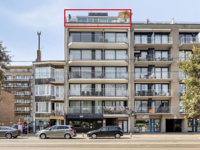Penthouse met 3 slaapkamers en ruim terras in Koksijde Bad